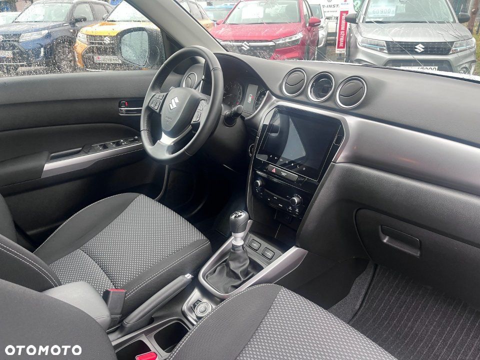 Suzuki Vitara - 8