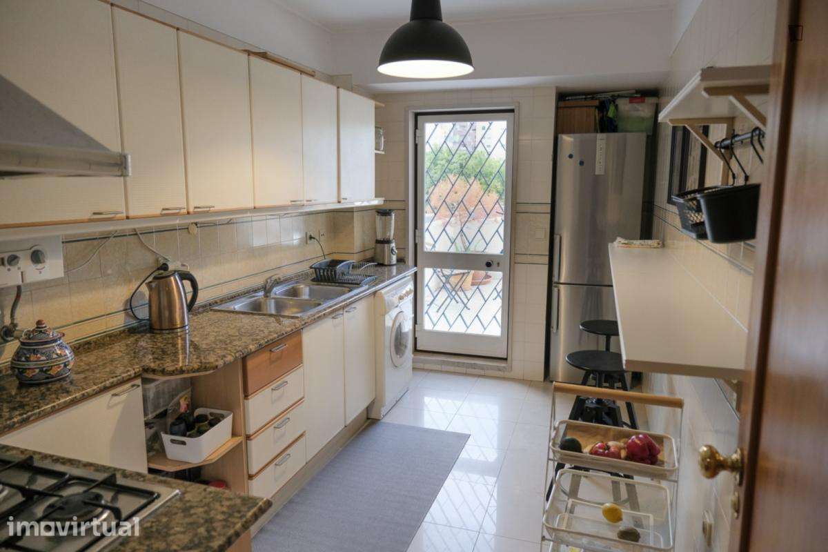 Apartamento com 1 quartos - localizado em Sete Rios Lisbon - Grande imagem: 4/14