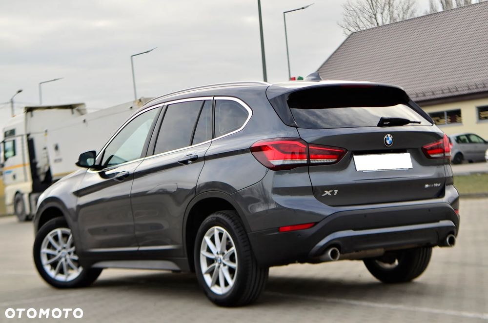 BMW X1 sDrive18d Business Edition - 6