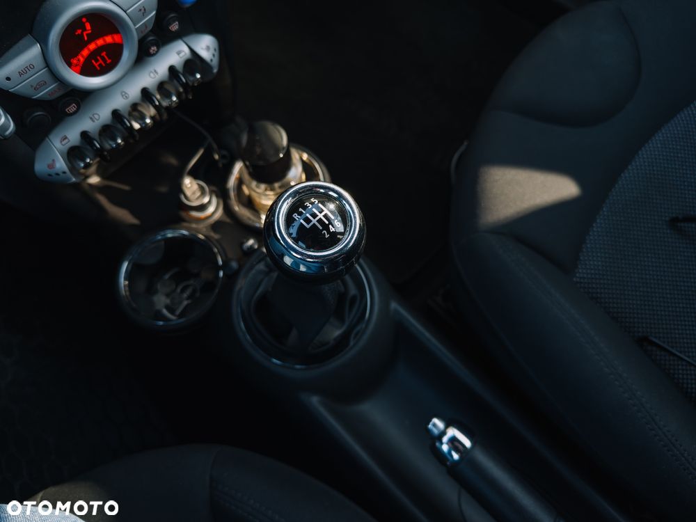 MINI ONE Standard - 11