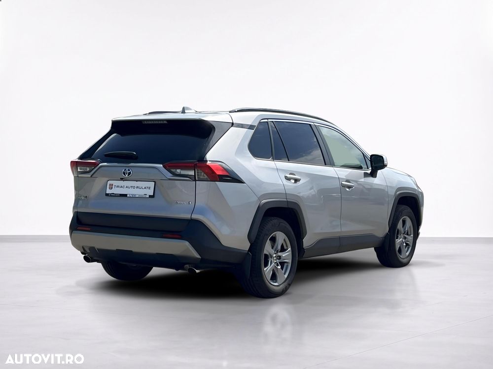 Toyota RAV4 - 7
