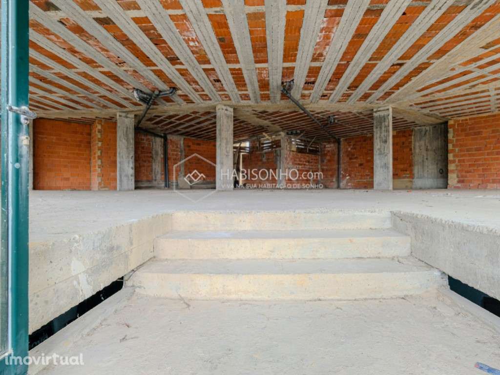 Loja c/ 587 m2 | Madalena | Vila Nova de Gaia - Grande imagem: 4/15