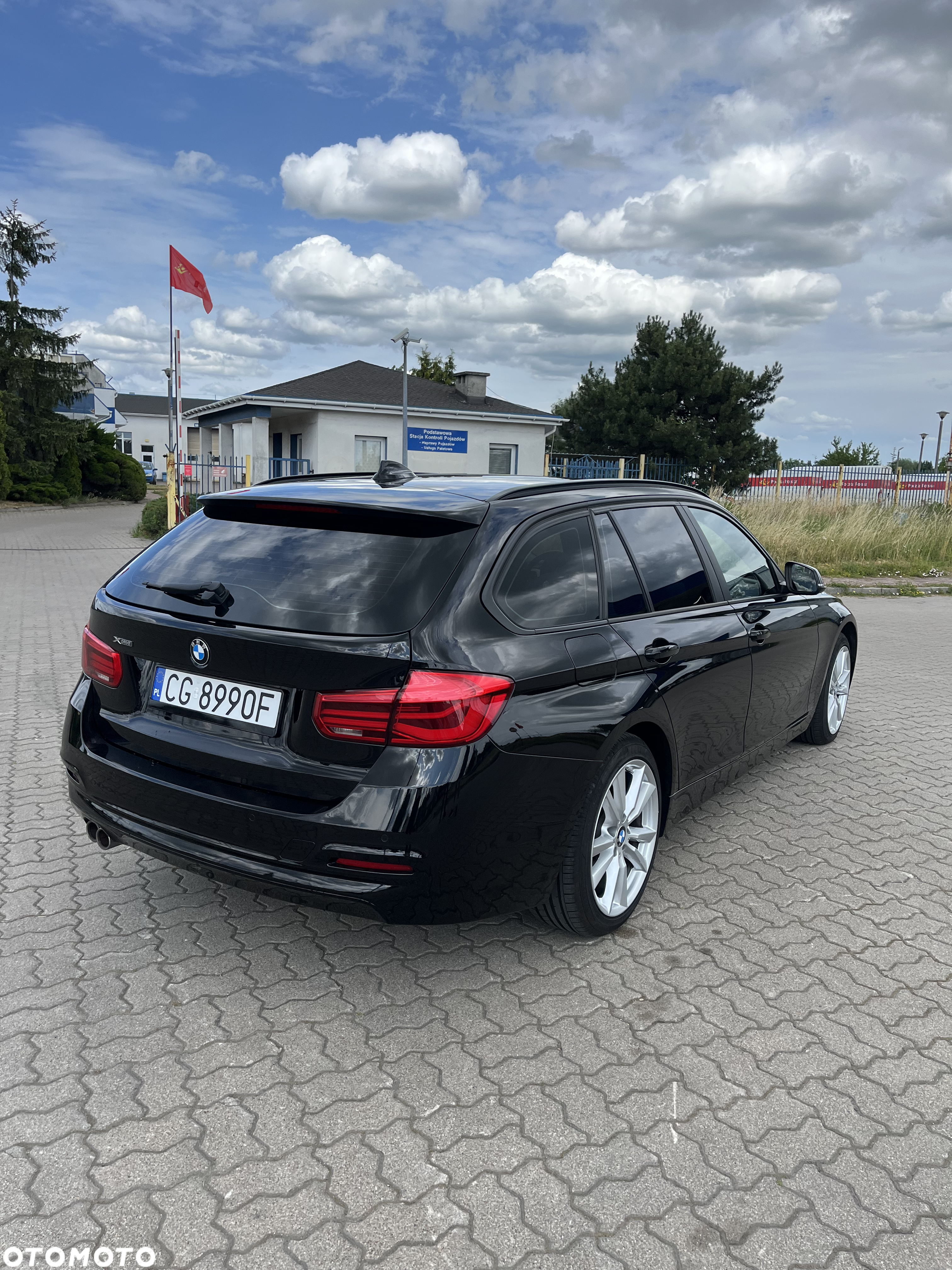 BMW Seria 3 320d xDrive Advantage - 2