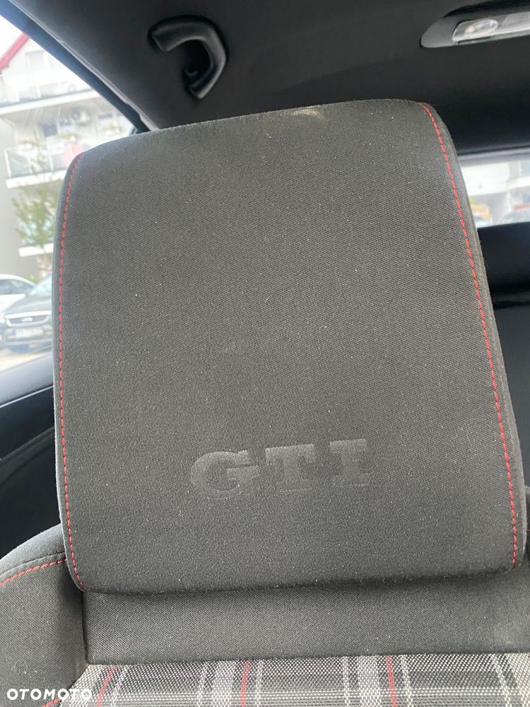 Volkswagen Golf 2.0 TSI GTI DSG - 14