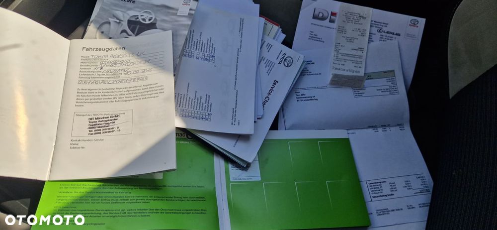 Toyota Avensis Touring Sports 1.8 Comfort - 22