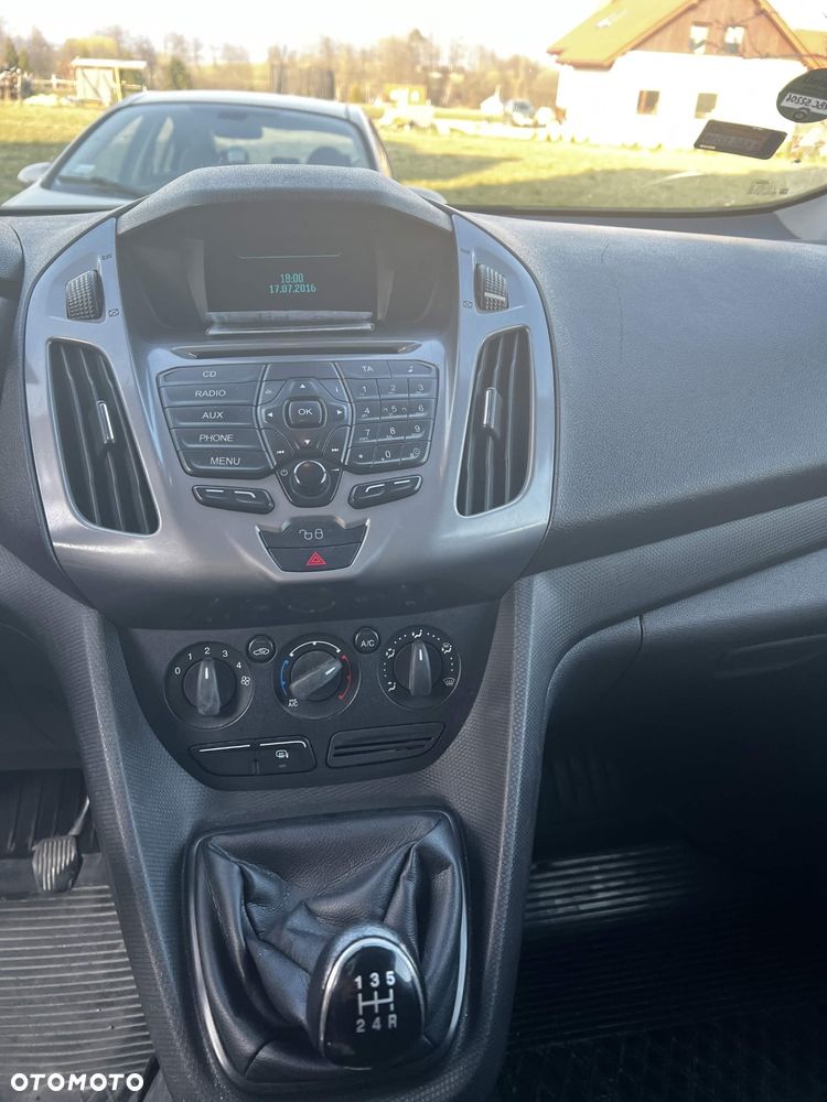 Ford Transit Connect - 4