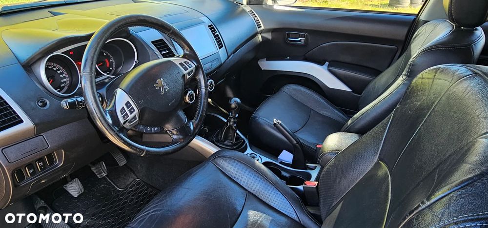 Peugeot 4007 HDI FAP 7-Sitzer Platinum - 17