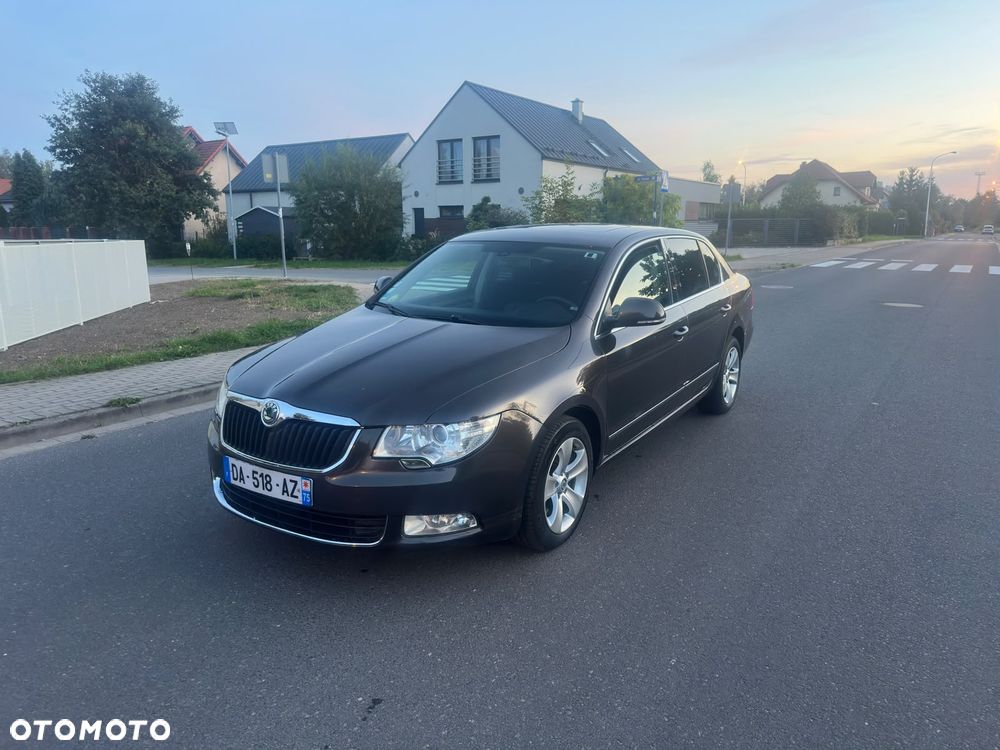 Skoda Superb 2.0 TDI Platinum - 11
