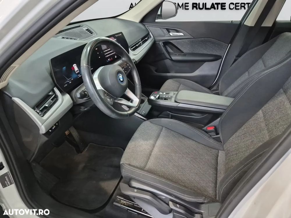 BMW iX1 xDrive30 - 7