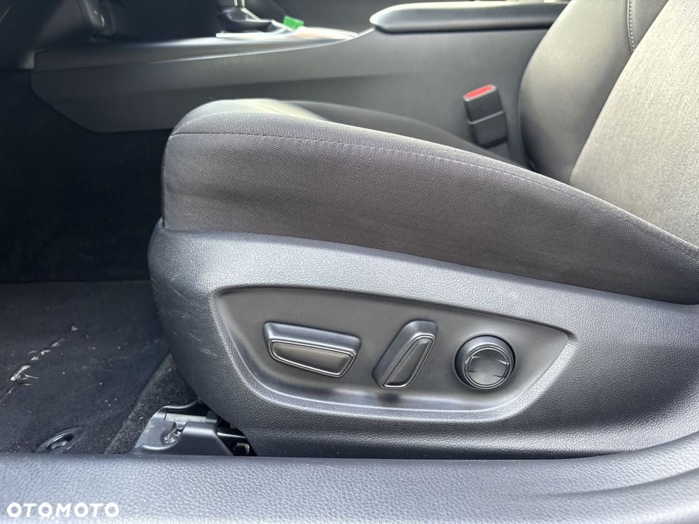 Toyota Camry 2.5 Hybrid Comfort CVT - 11