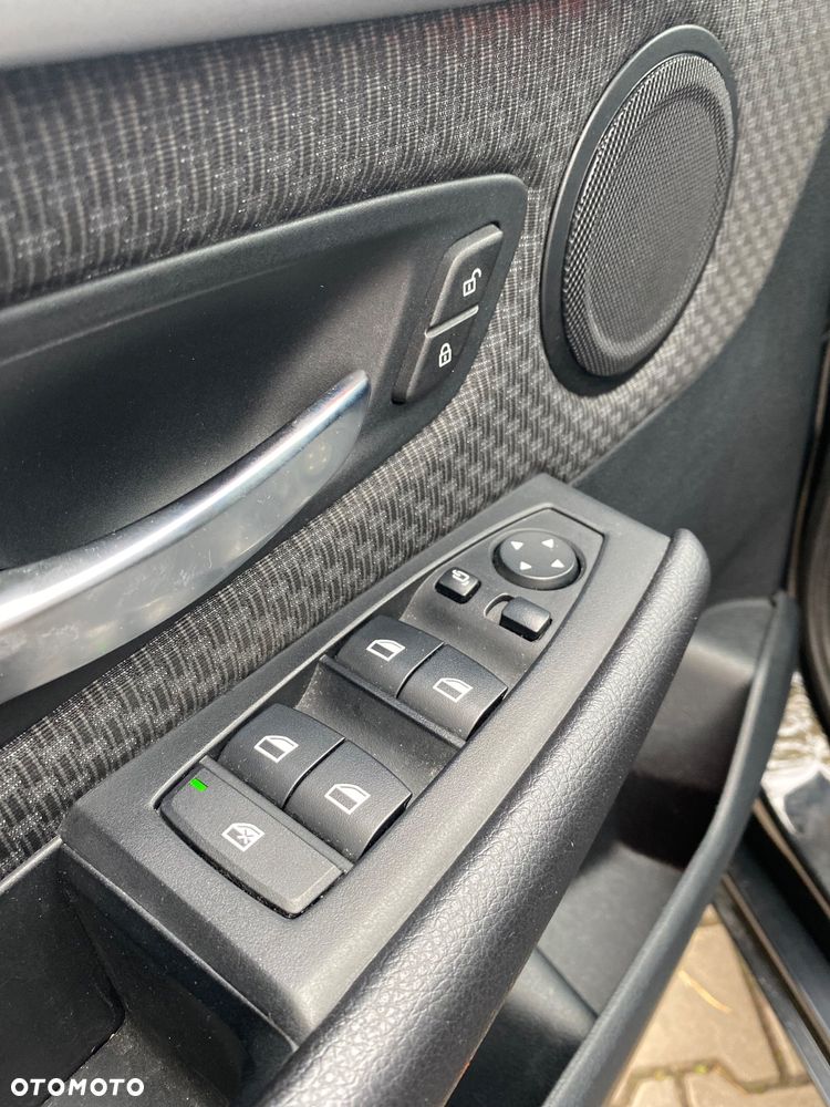 BMW Seria 2 216d GT - 14