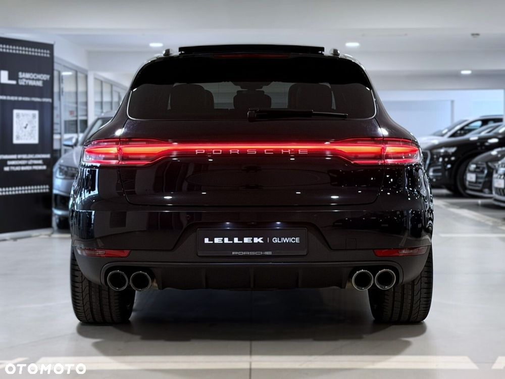 Porsche Macan - 4