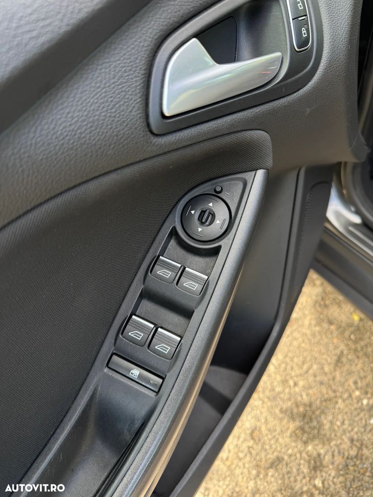 Ford Focus 1.0 EcoBoost Trend - 10