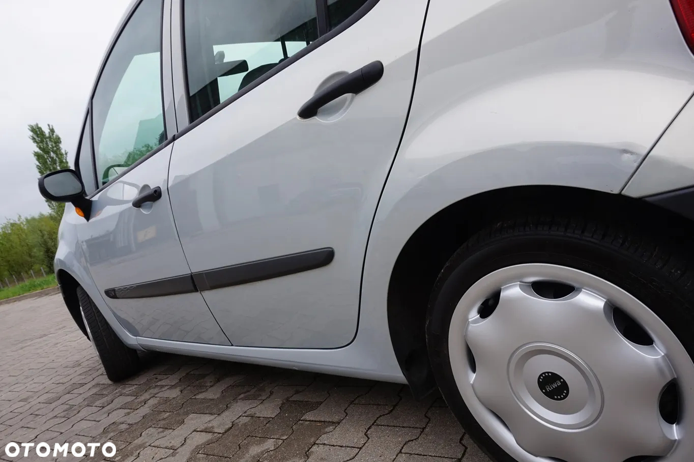 Renault Modus - 12