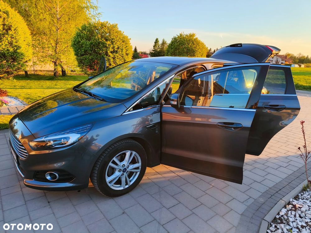 Ford S-Max 2.0 TDCi Titanium PowerShift - 13
