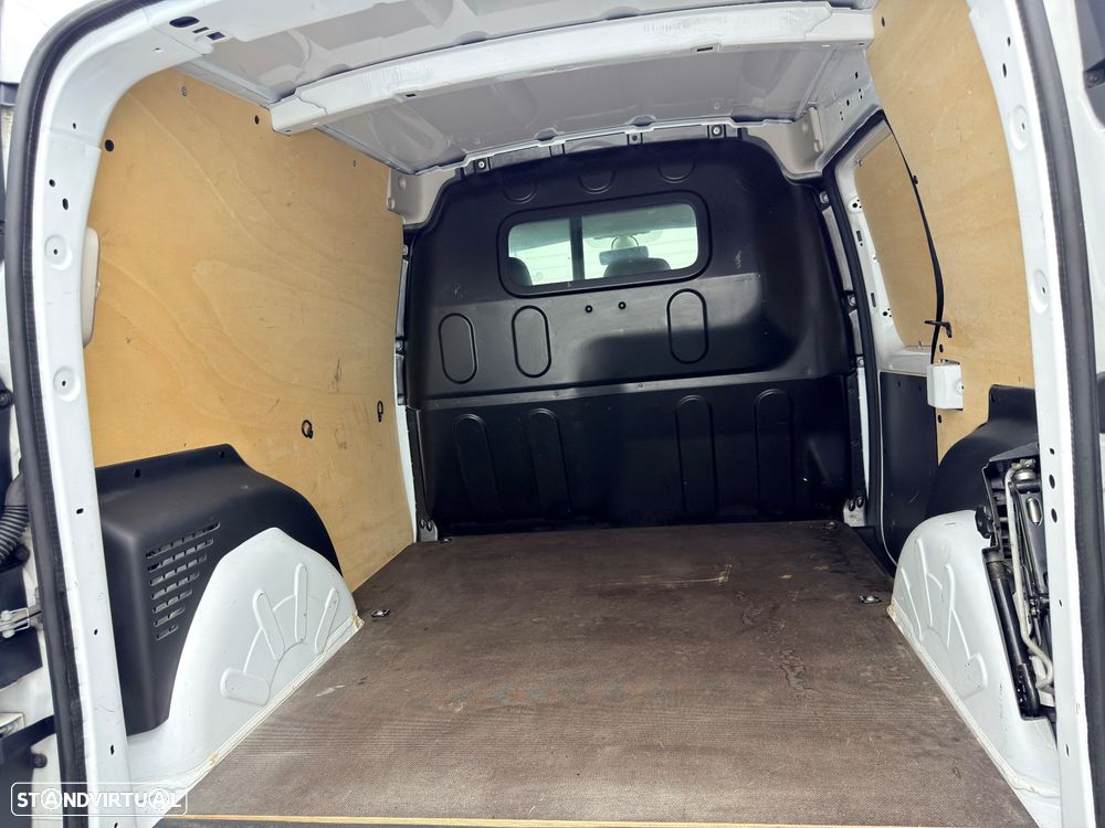 Citroën BERLINGO 1,5 HDI 3 LUGARES - 22
