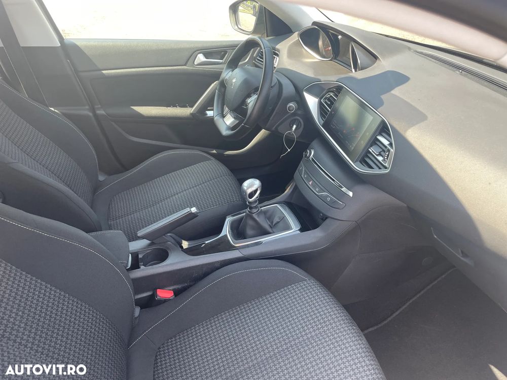 Peugeot 308 BlueHDi 130 Stop & Start Active Business-Paket - 11