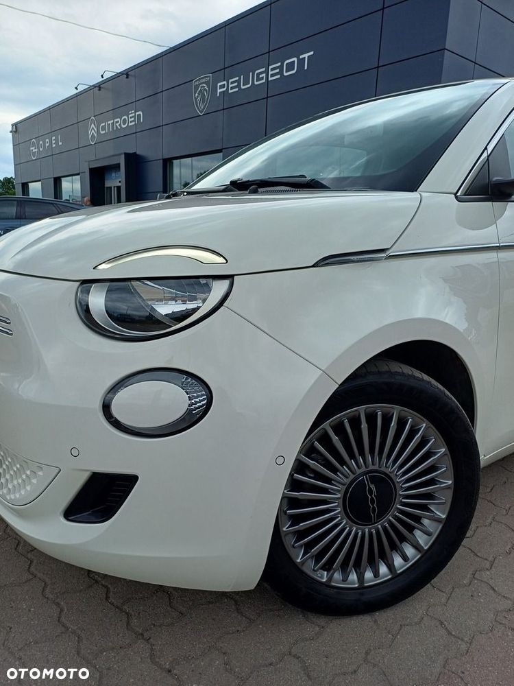 Fiat 500e - 11