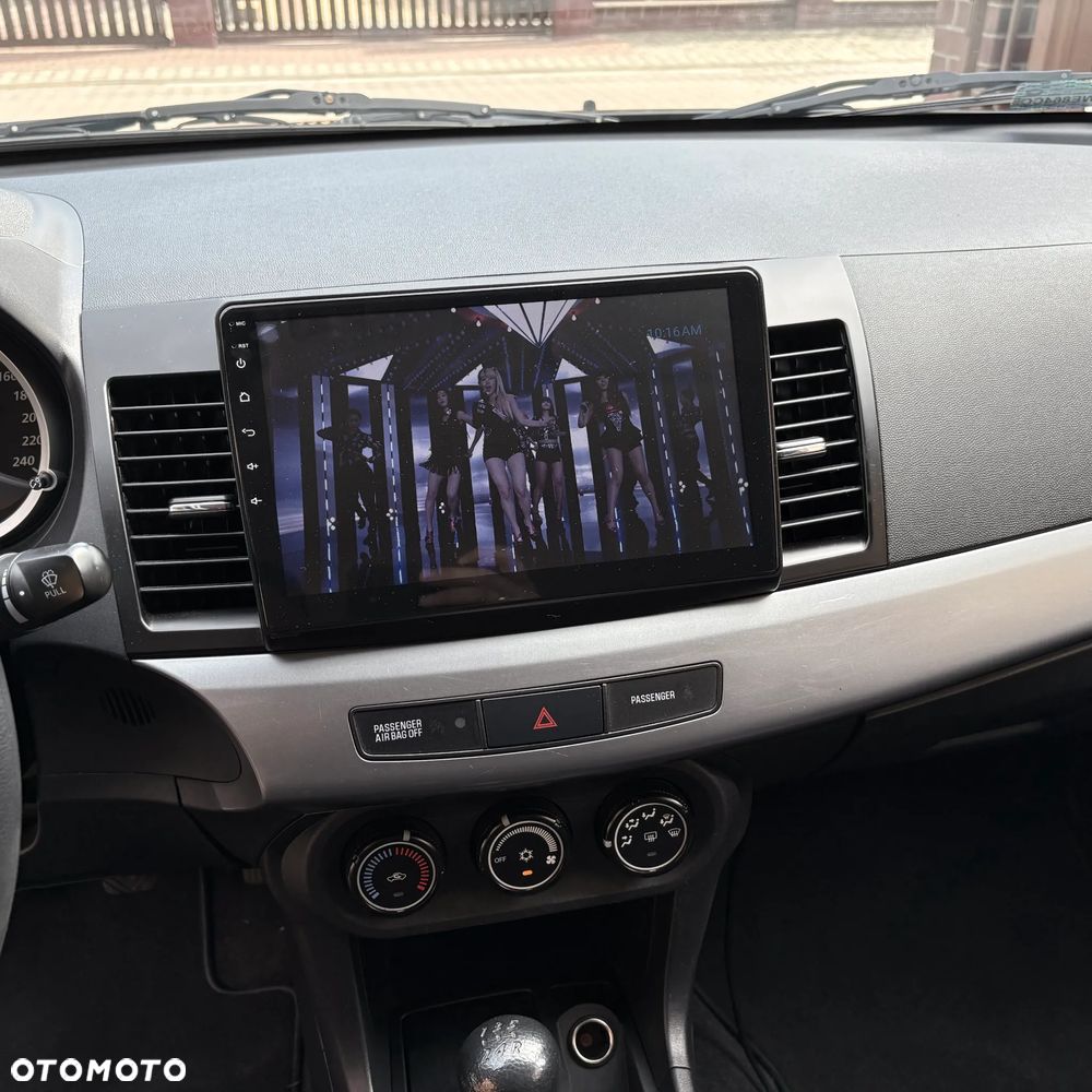 Mitsubishi Lancer 1.6 Inform - 13