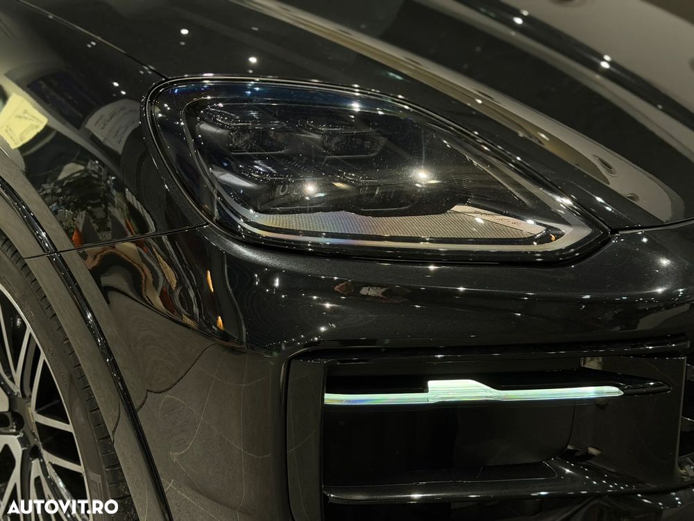 Porsche Cayenne - 16