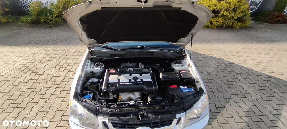 Kia Cerato 1.6 LX - 20