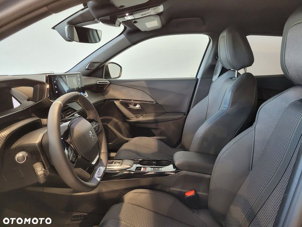 Peugeot 2008 - 7