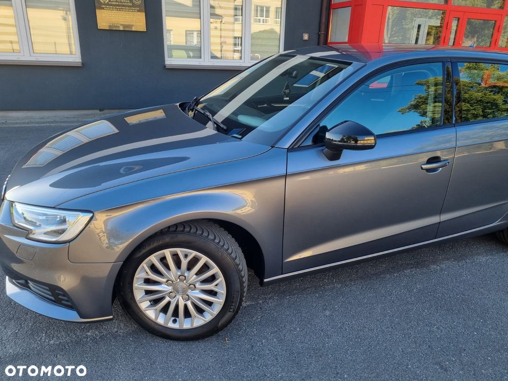 Audi A3 Sportback 2018 photo 2