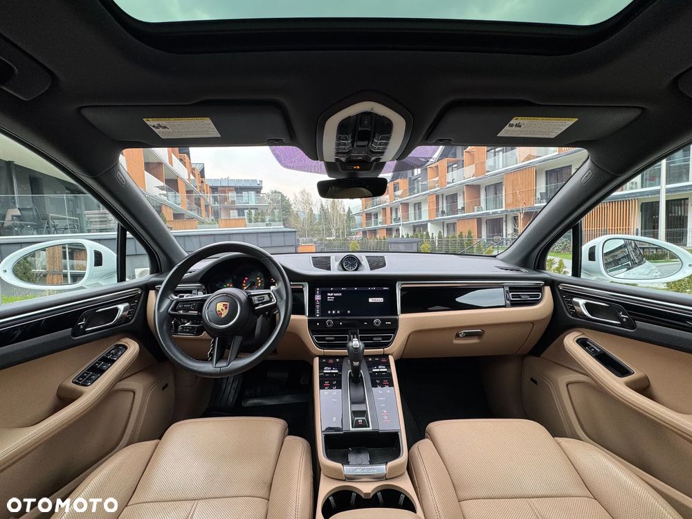 Porsche Macan Standard - 35