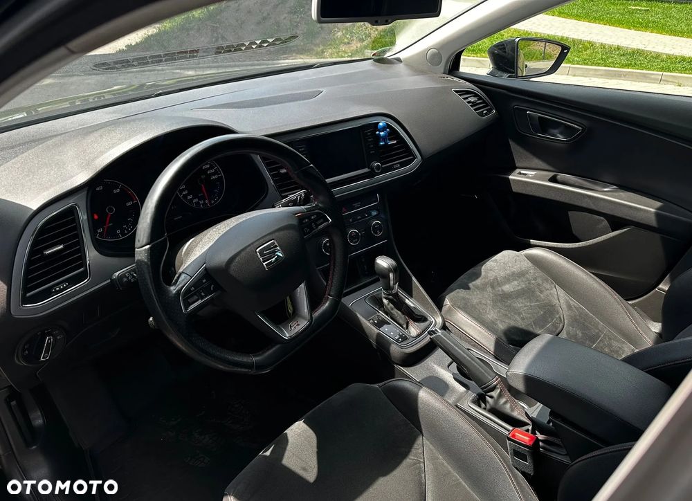 Seat Leon 2.0 TDI FR Black S&S DSG - 6