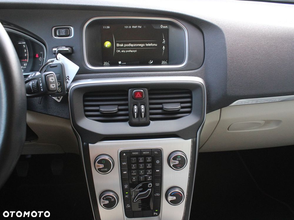 Volvo V40 - 15