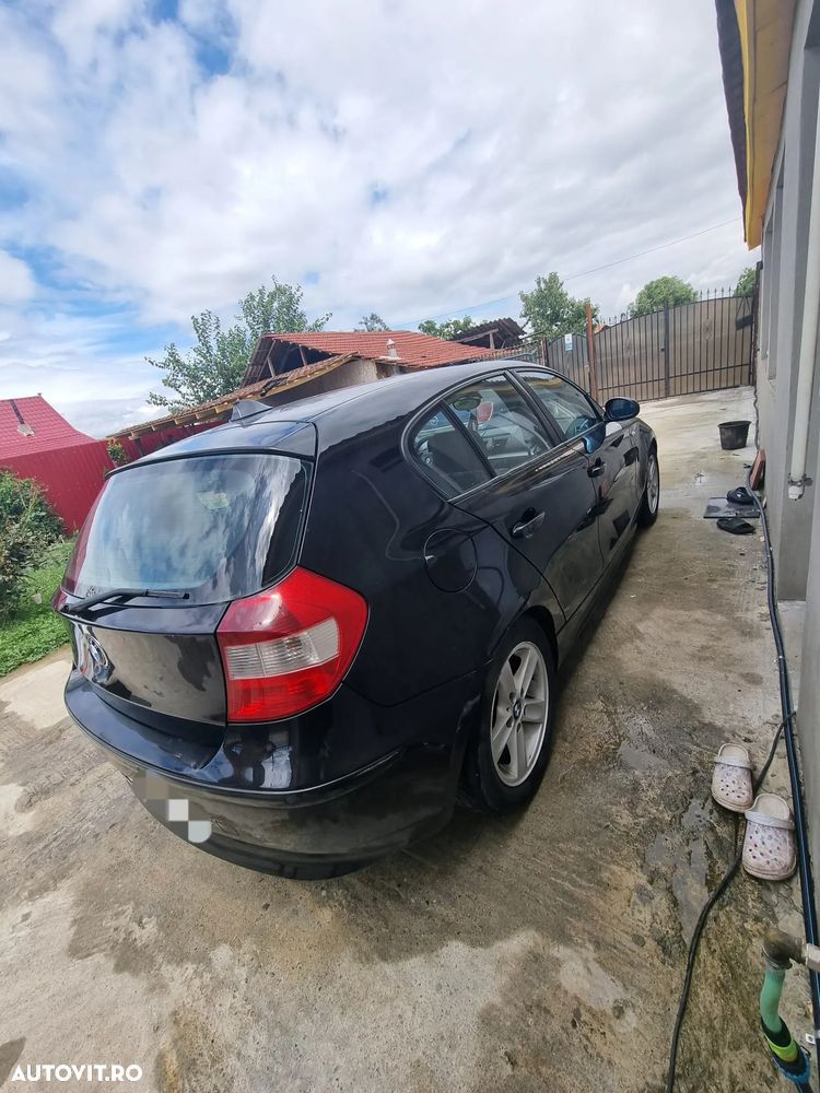BMW Seria 1 120d - 6