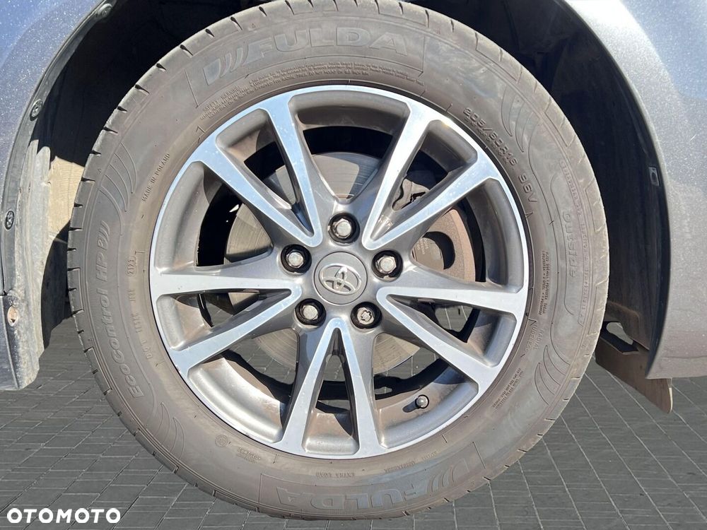 Toyota Avensis 1.8 Premium EU5 MS - 20
