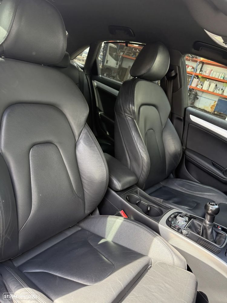 Audi A4 2.0 TDI Business Line S-line - 12