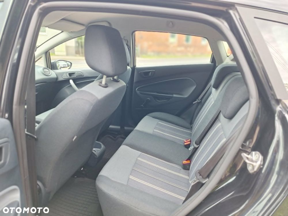 Ford Fiesta 1.25 Ambiente - 13