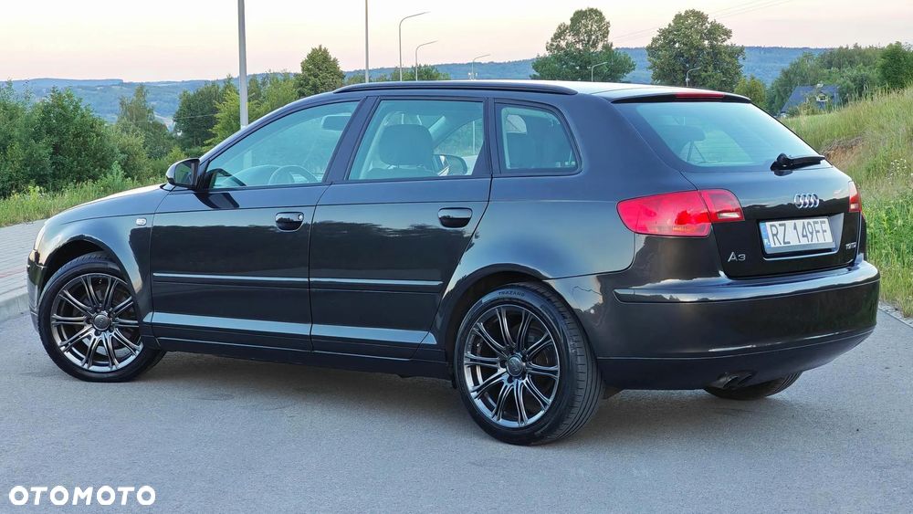 Audi A3 Sportback 1.9 TDI Ambiente - 9