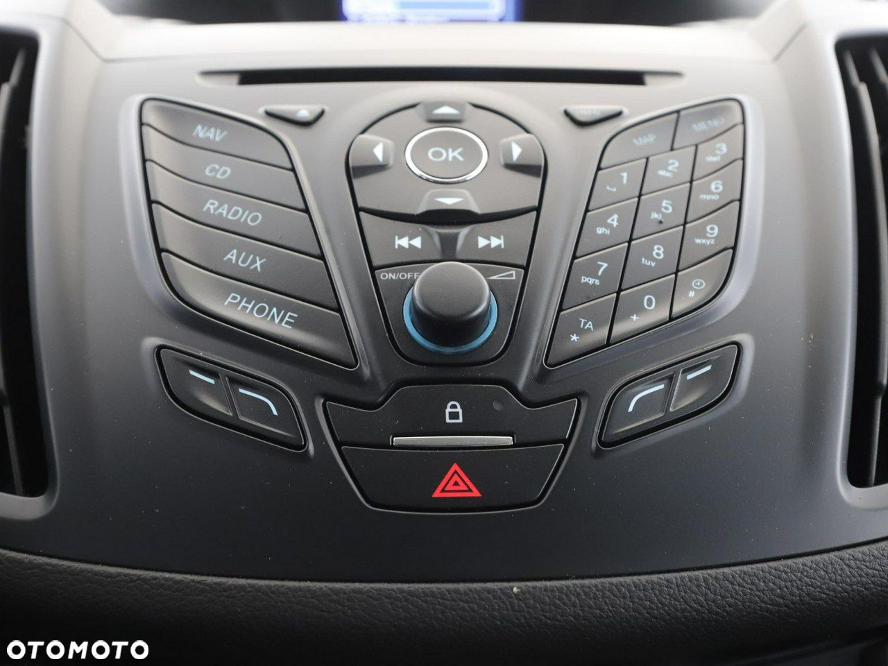 Ford Kuga 2.0 TDCi 2x4 SYNC - 26