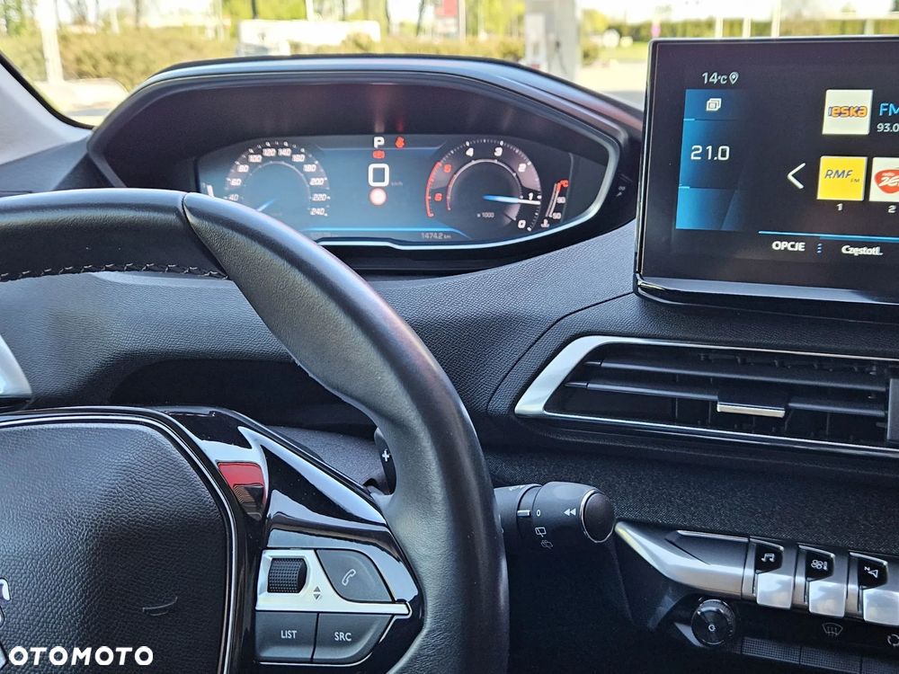 Peugeot 3008 BlueHDi 130 Stop & Start EAT8 Allure - 4
