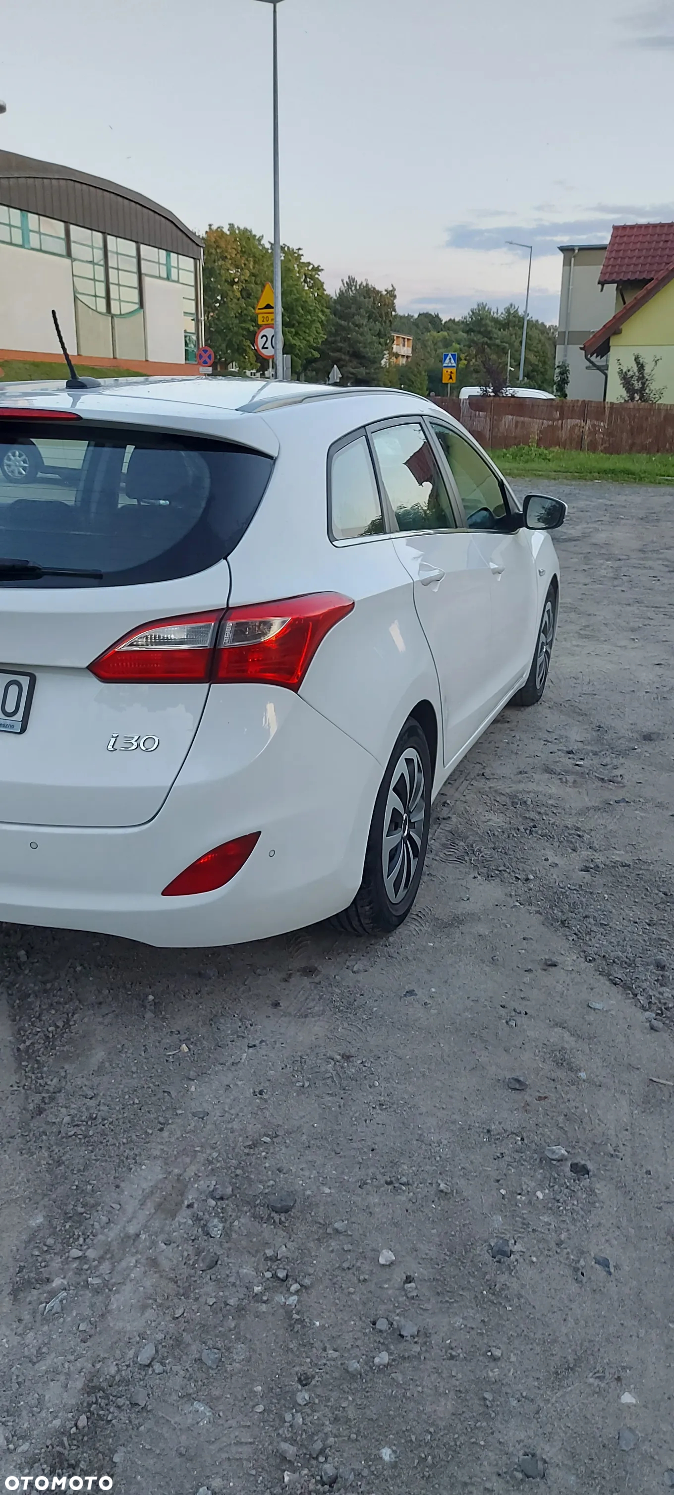 Hyundai i30 1.6 CRDi Comfort - 4