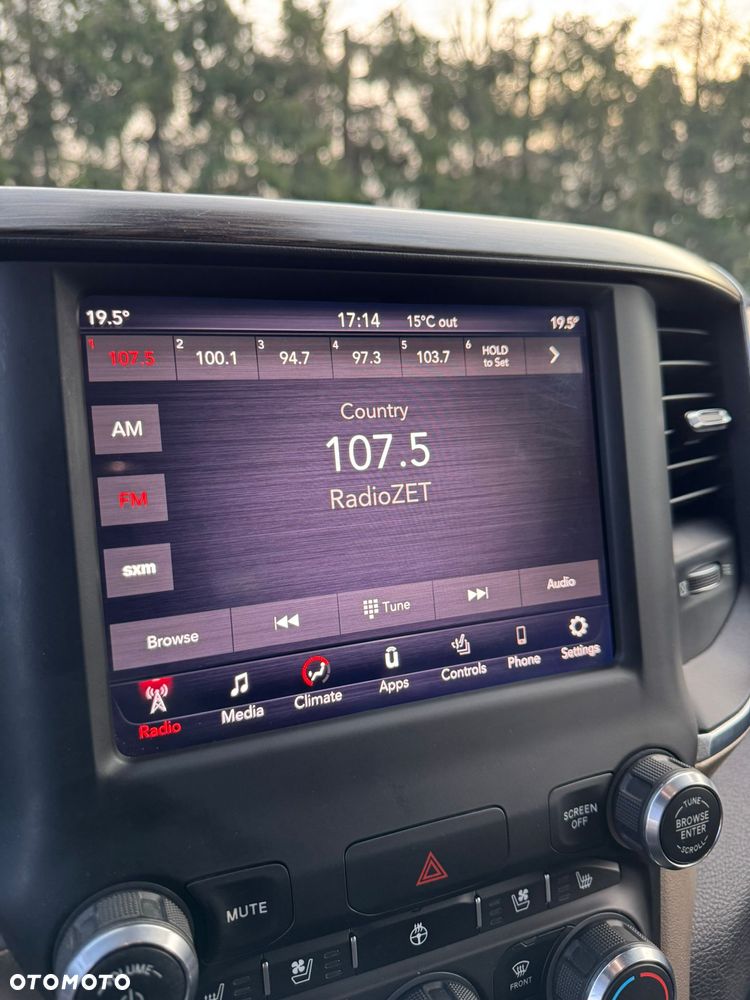 RAM 1500 5.7 Crew Cab Laramie - 15