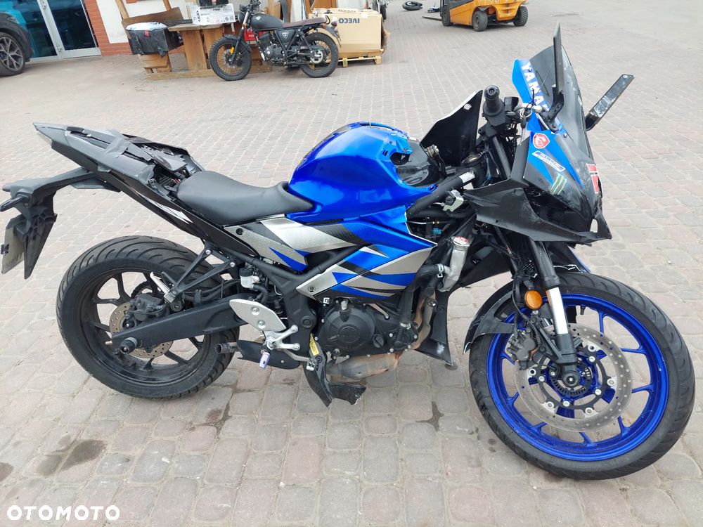 Yamaha R3 - 7