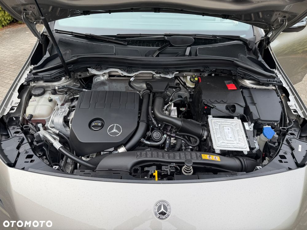 Mercedes-Benz Klasa B 180 7G-DCT Edition 2021 - 40