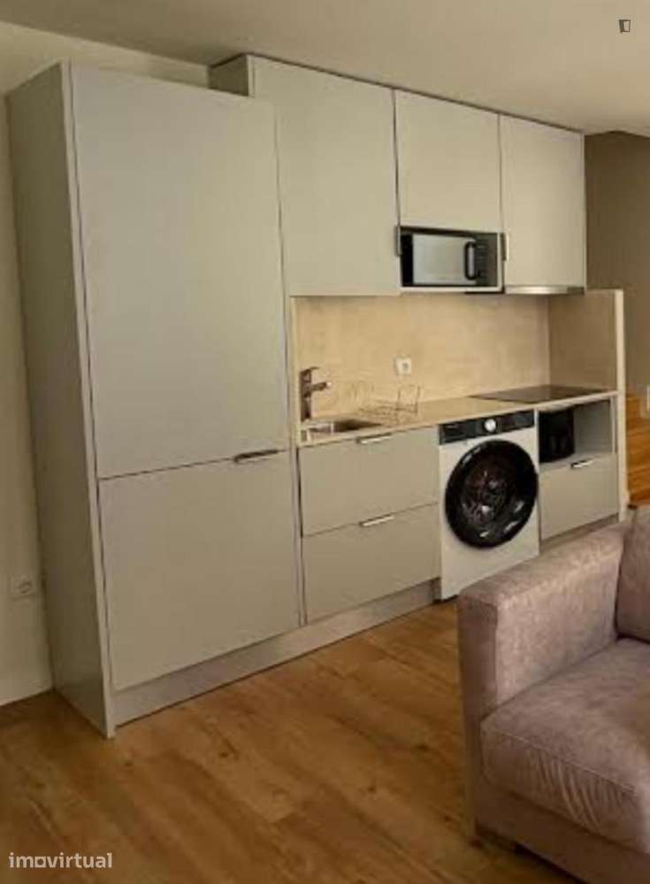 Quarto - localizado em Paranhos Porto - Grande imagem: 4/5