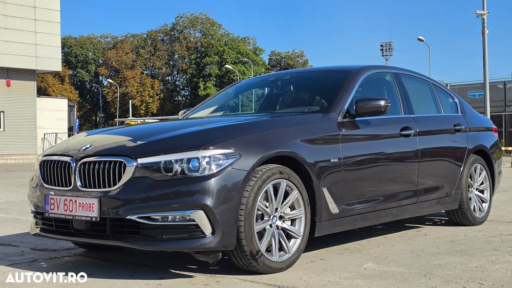 BMW Seria 5 530i xDrive Aut. Luxury Line - 27
