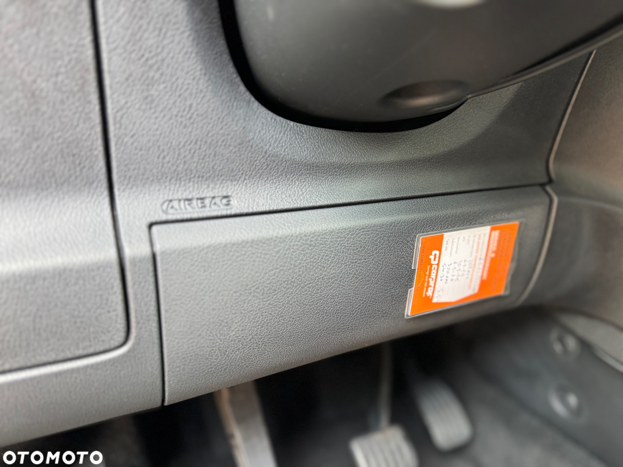 Ford S-Max - 16
