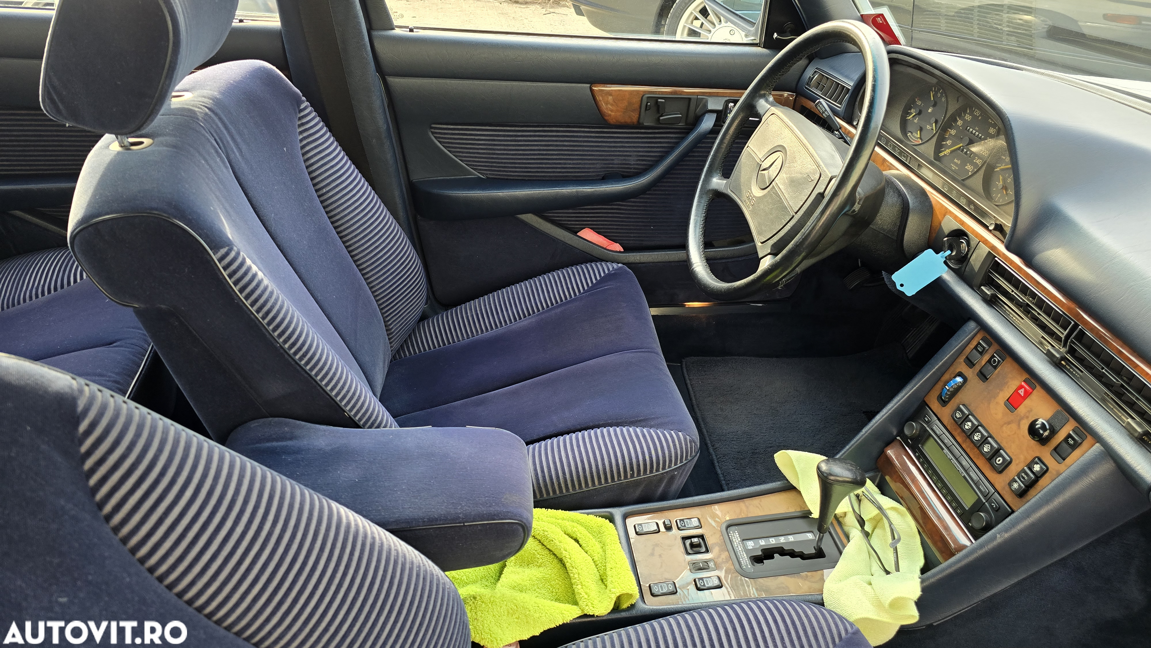 Mercedes-Benz W126 - 32