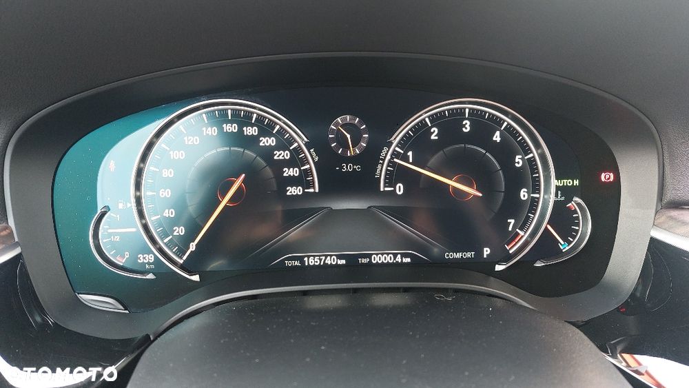 BMW Seria 5 540i xDrive Luxury Line - 9