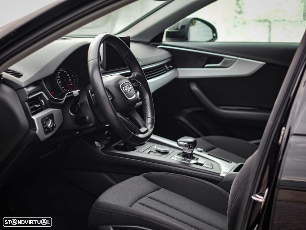 Audi A4 Avant 2.0 TDI Advance S tronic - 21