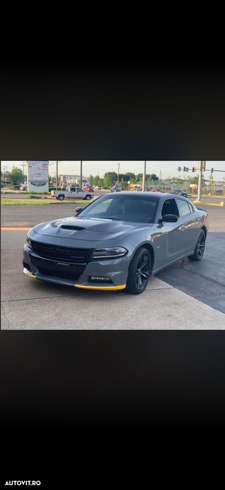 Dodge Charger - 1