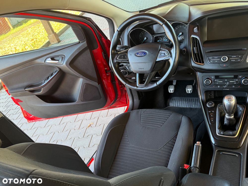 Ford Focus 1.0 EcoBoost Red Edition ASS - 28
