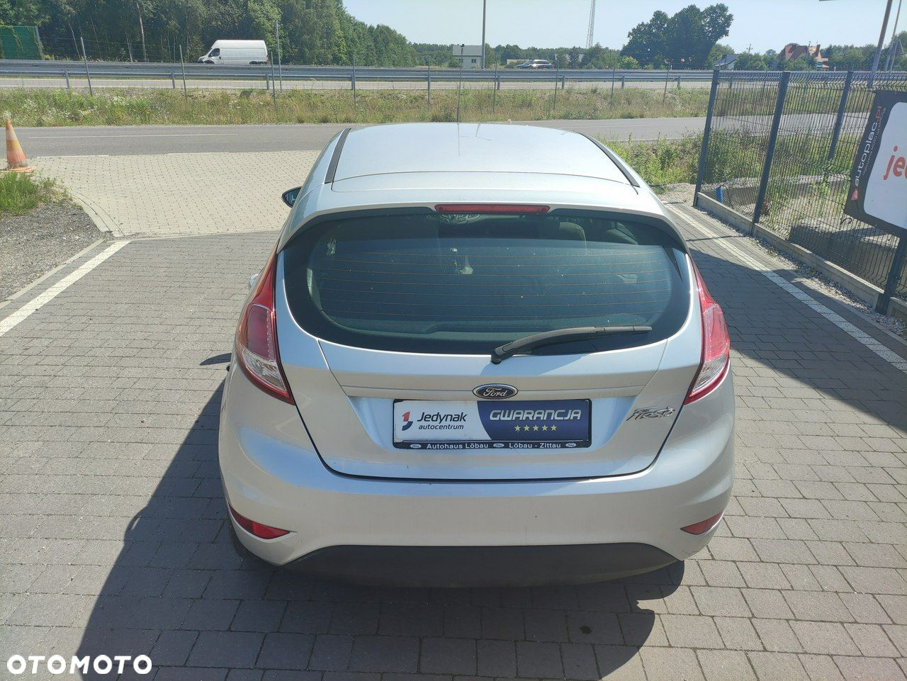 Ford Fiesta - 11